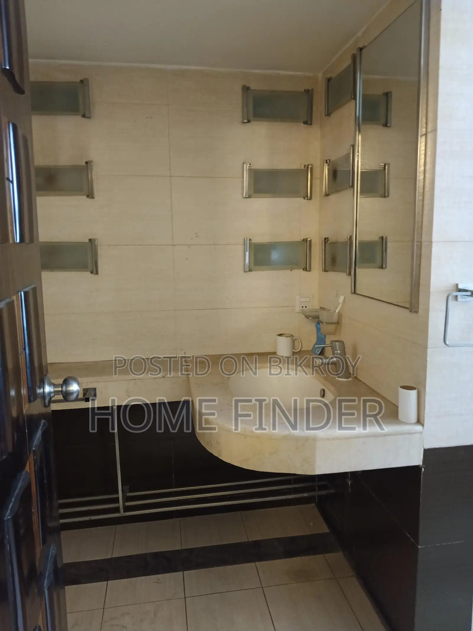2700 Sqft Fully Furnished Apartment For Rent in Gulshan