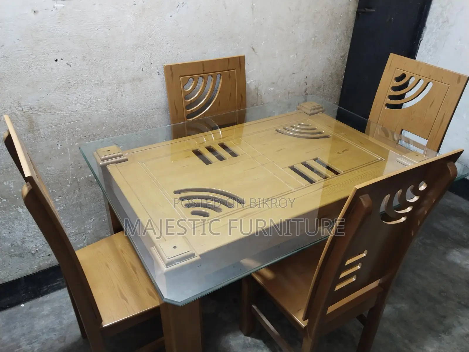 New Canadian Oak Dining Set. M # 5377