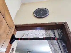 Adjustable Door Pull Up Bar-Chin Abdominal Training (94 -125cm)