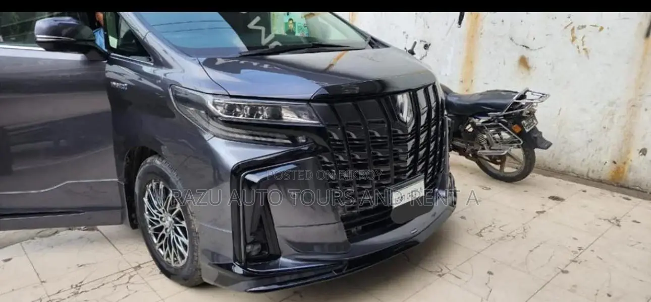 Toyota Alphard For Rent