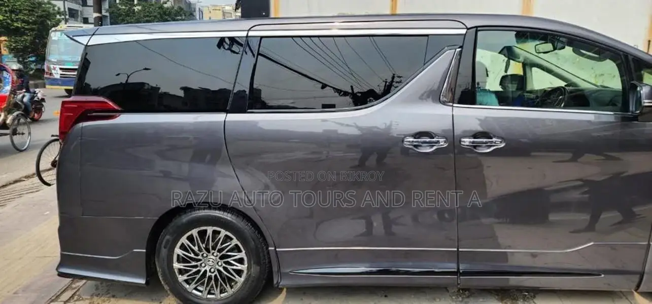 Toyota Alphard For Rent