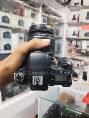 Canon 760d Body with 18 55mm Lens
