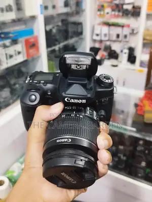 Canon 760d Body with 18 55mm Lens