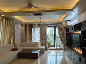 লেক ভিউ বিলাসবহুল ফার্নিশড অ্যাপার্টমেন্ট: গুলশান ২-এ ভাড়া হবে