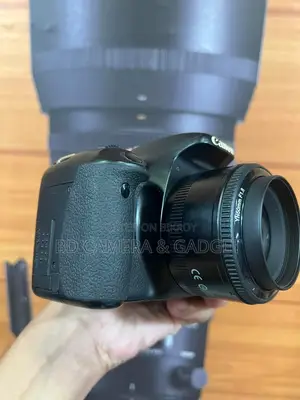 Canon 550D yn 50m 1.8 prime lens