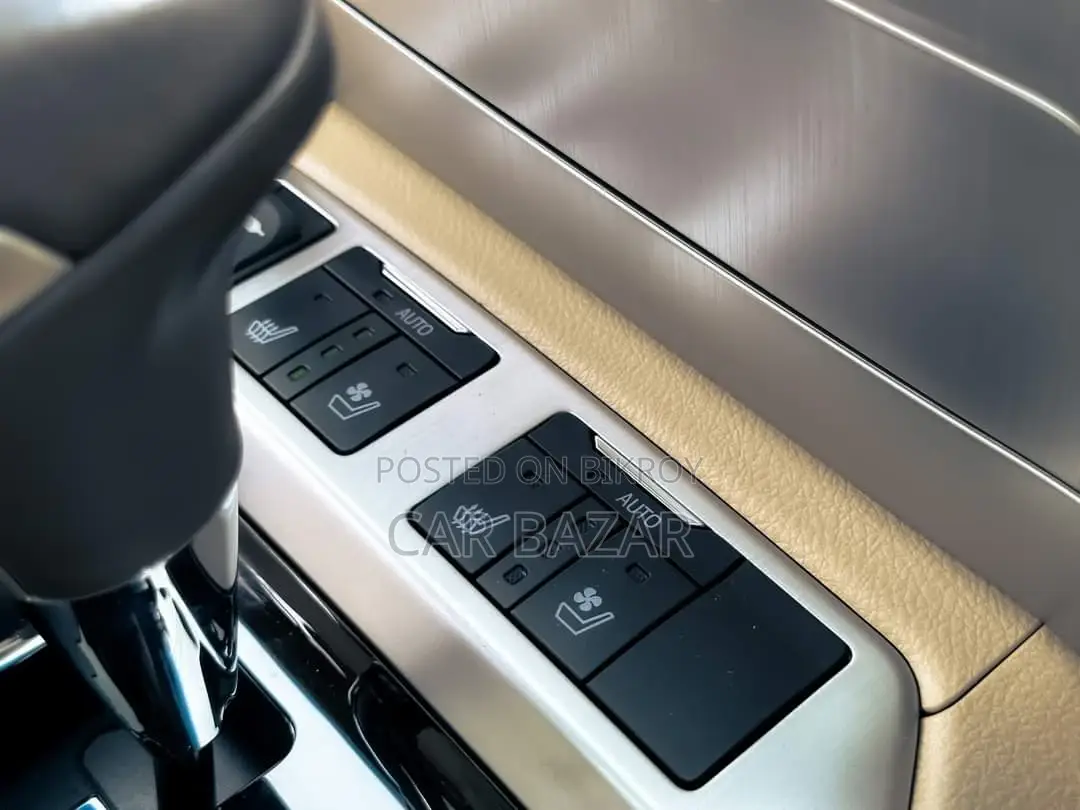 Toyota Land Cruiser V8.VX.SAHARA 2018