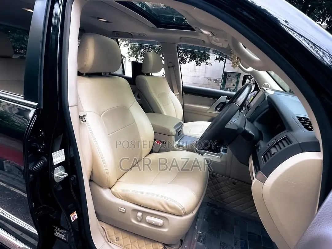 Toyota Land Cruiser V8.VX.SAHARA 2018