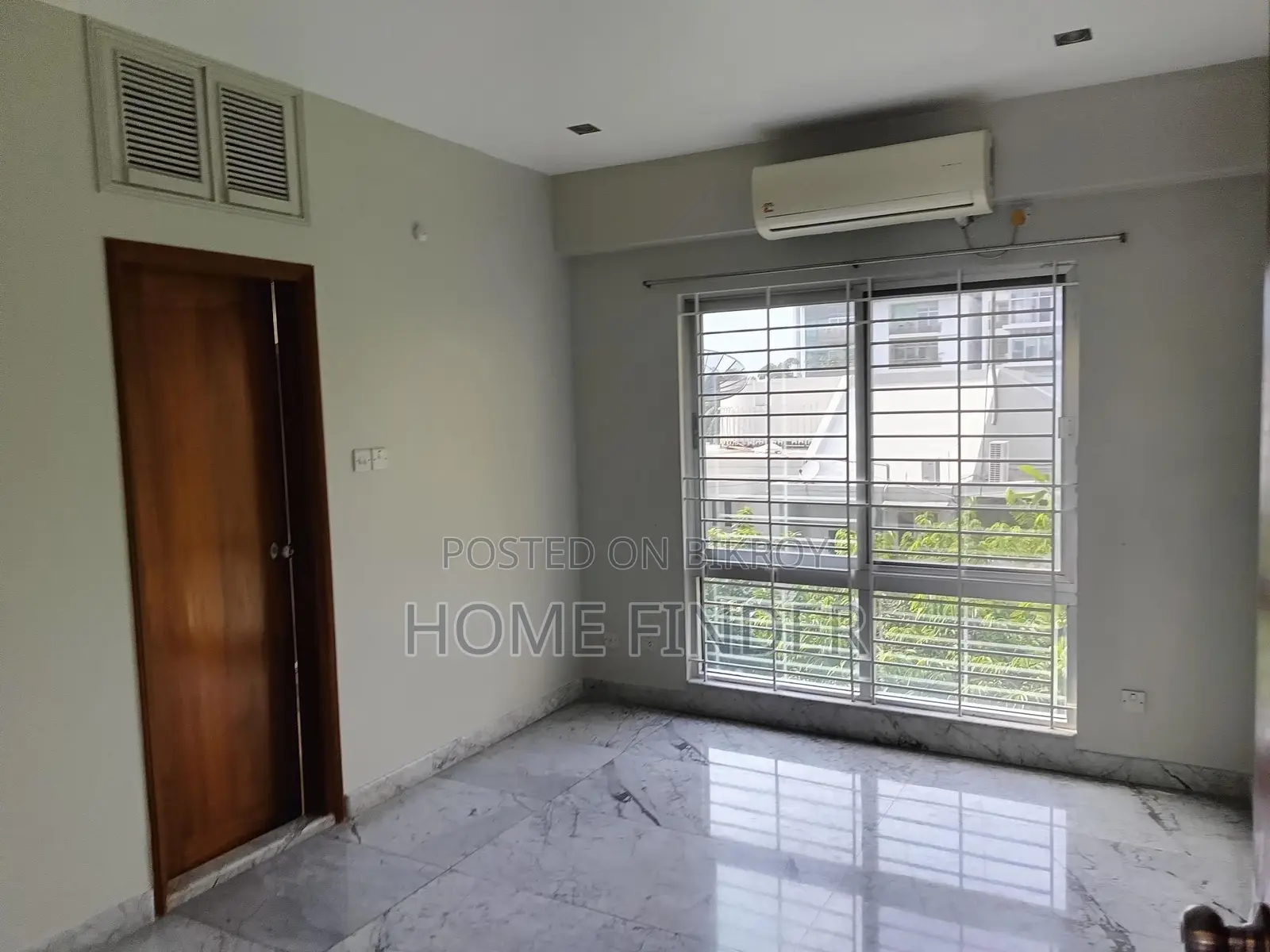 গুলশান নর্থে ভাড়ার জন্য ২৯৫০ বর্গফুটের লাক্সারি জিম-পুল অ্যাপার্টমেন্ট