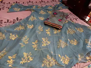 Beautiful new gown for sell. Offer Now