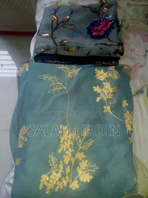 Beautiful new gown for sell. Offer Now
