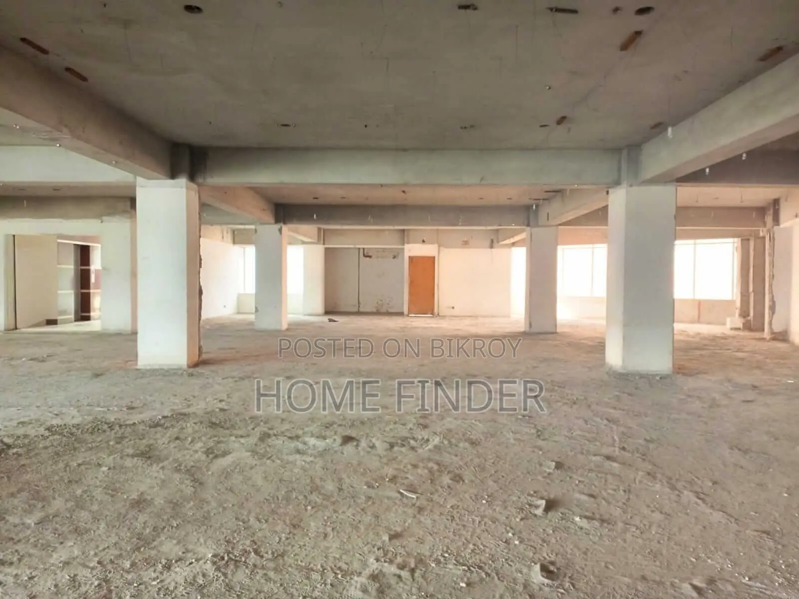10,000 SqFt Commercial Property Rent In GULSHAN avenue