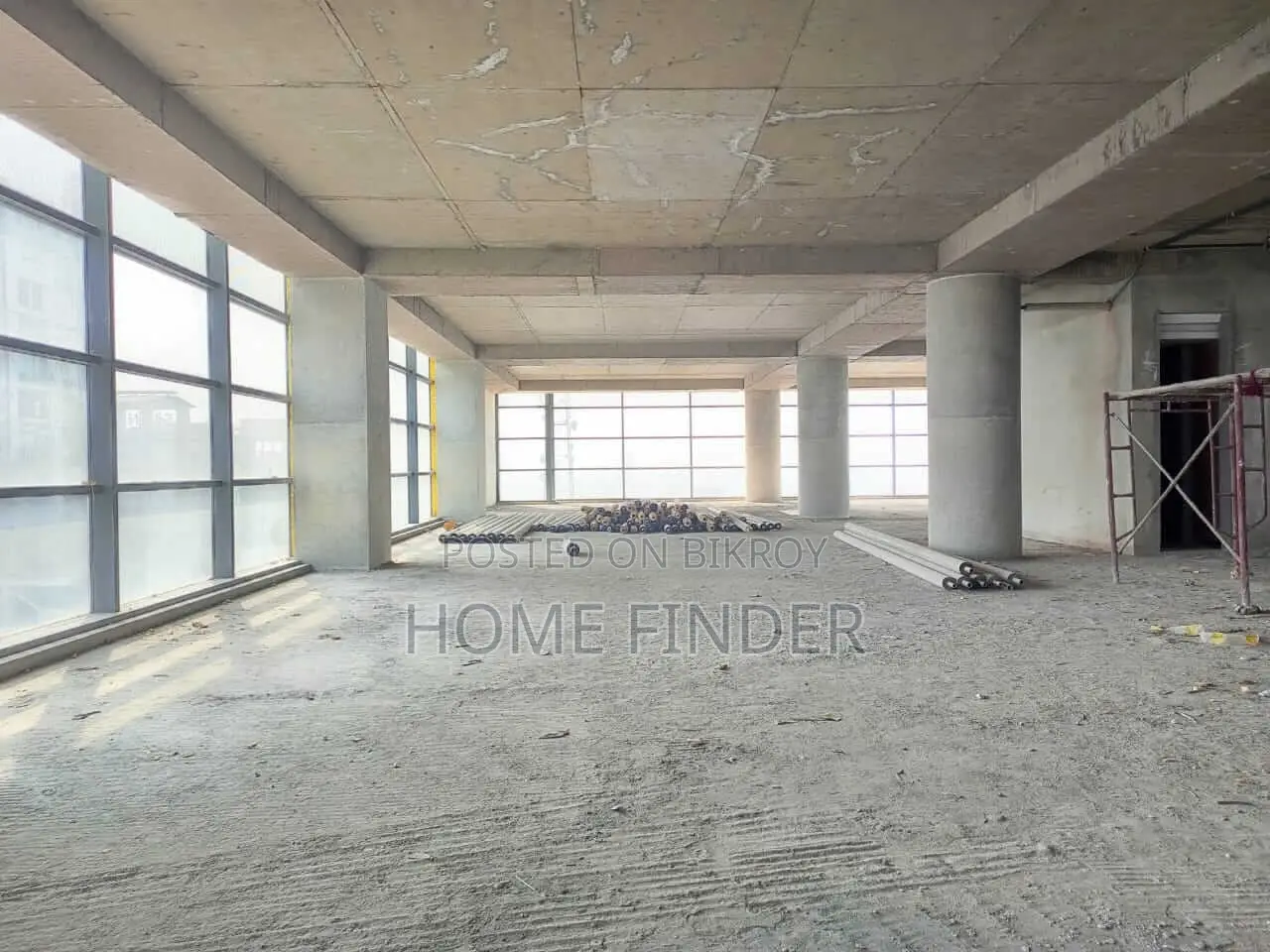10,000 SqFt Commercial Property Rent In GULSHAN avenue