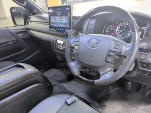 Toyota Hiace SGL DPS2 MODELLISTA 2021