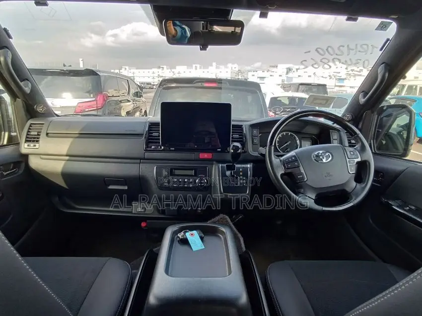 Toyota Hiace SGL DPS2 MODELLISTA 2021