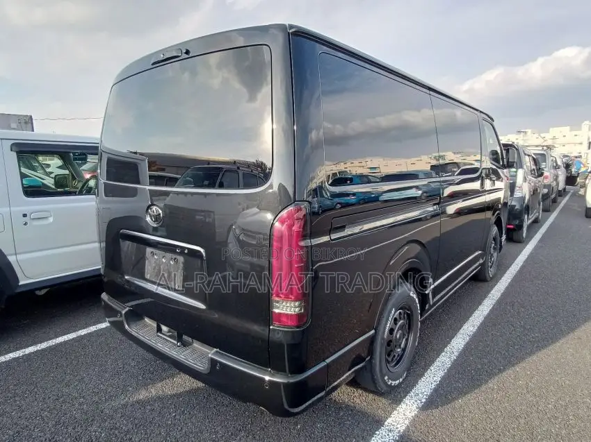 Toyota Hiace SGL DPS2 MODELLISTA 2021