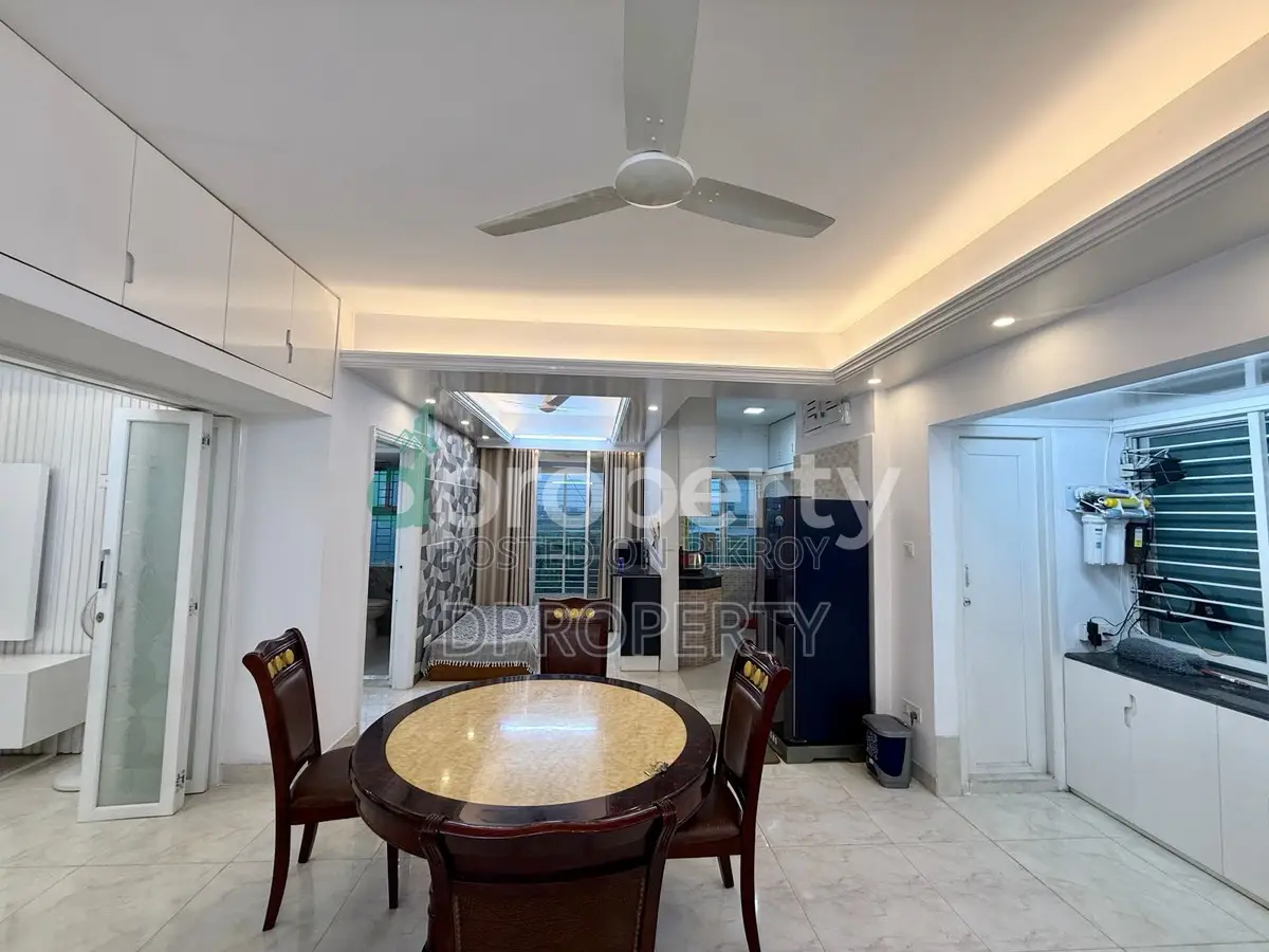 New Luxurious Furnished Apartment Monthly Yearly For Rent at Sector 18
