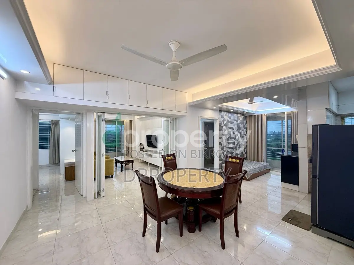 New Luxurious Furnished Apartment Monthly Yearly For Rent at Sector 18