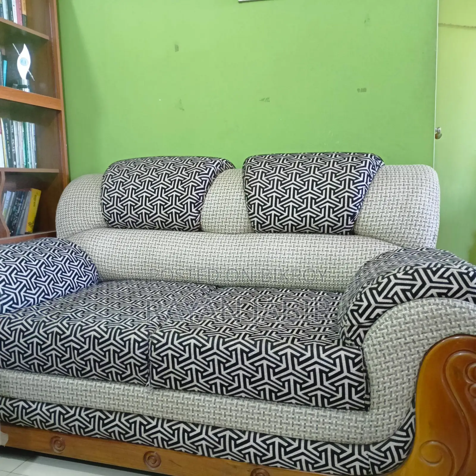 Standard Brand Sofa Set
