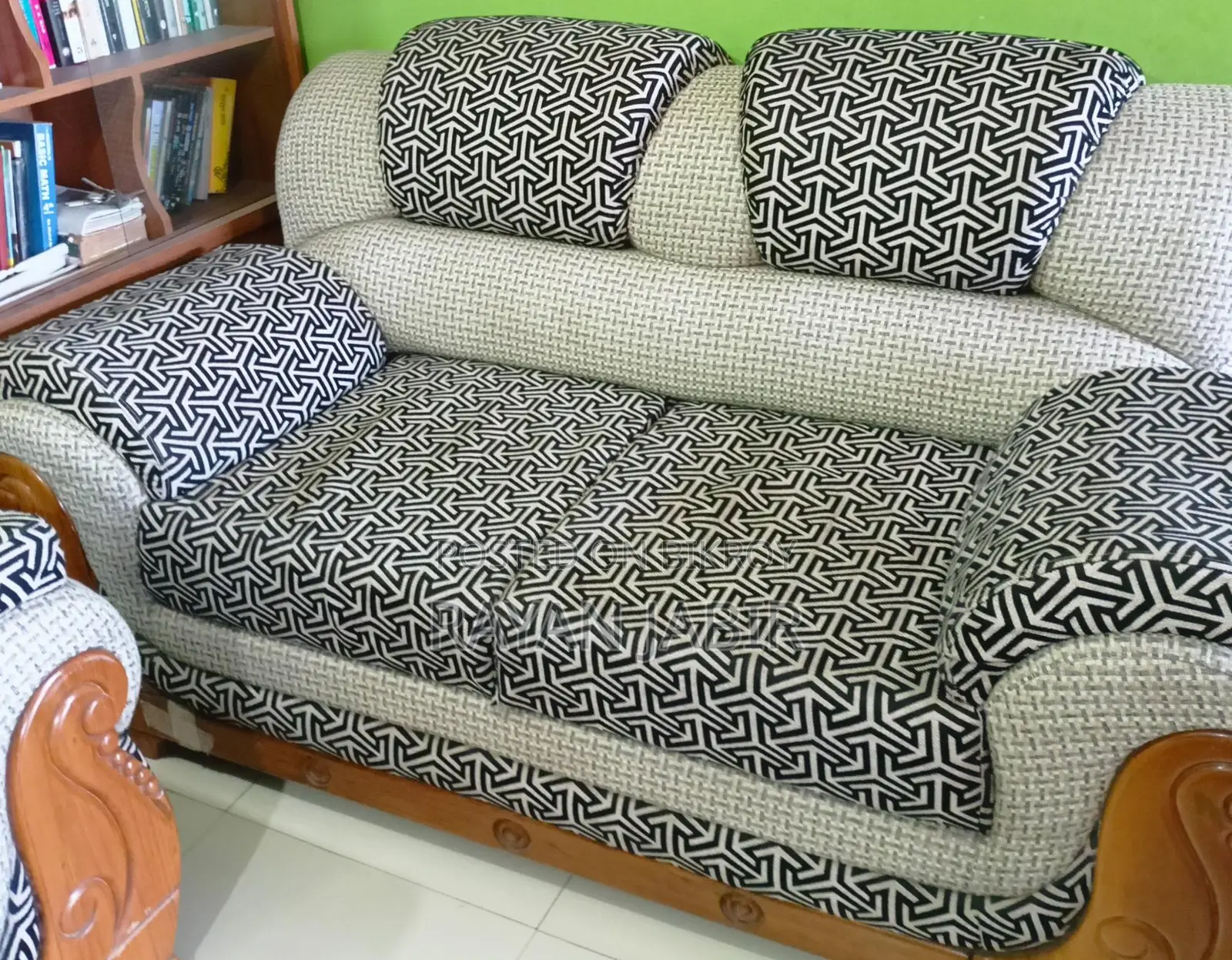 Standard Brand Sofa Set