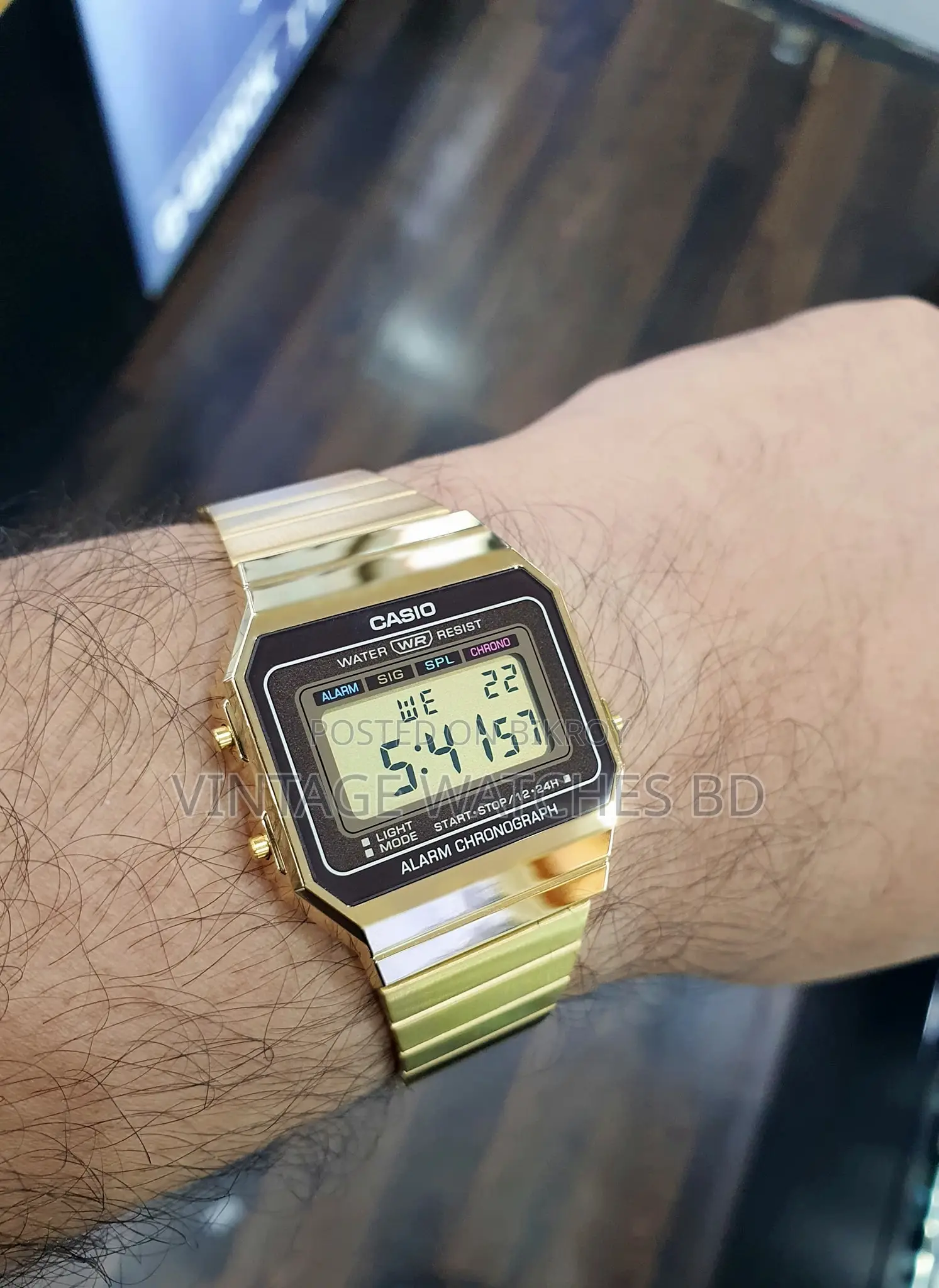 INTACT Brandnew CASIO Golden Model Rare