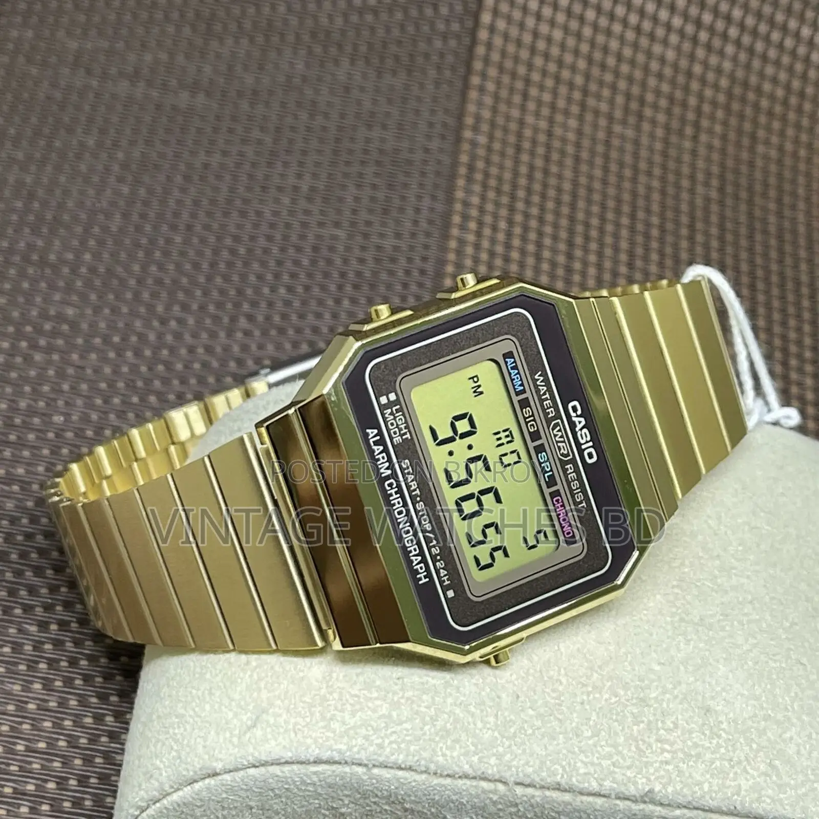 INTACT Brandnew CASIO Golden Model Rare
