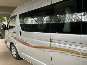 Grand Cabin Micro For Rent