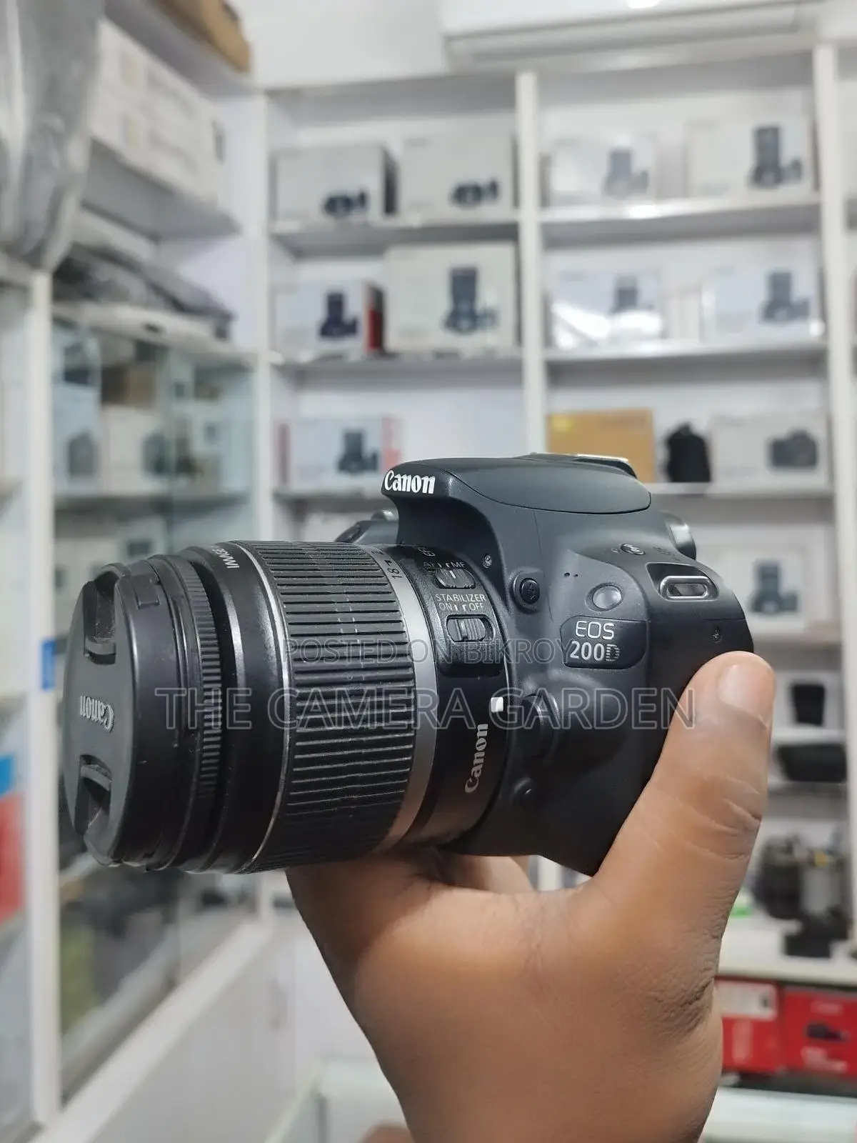 Canon 200d with 18 55mm lens