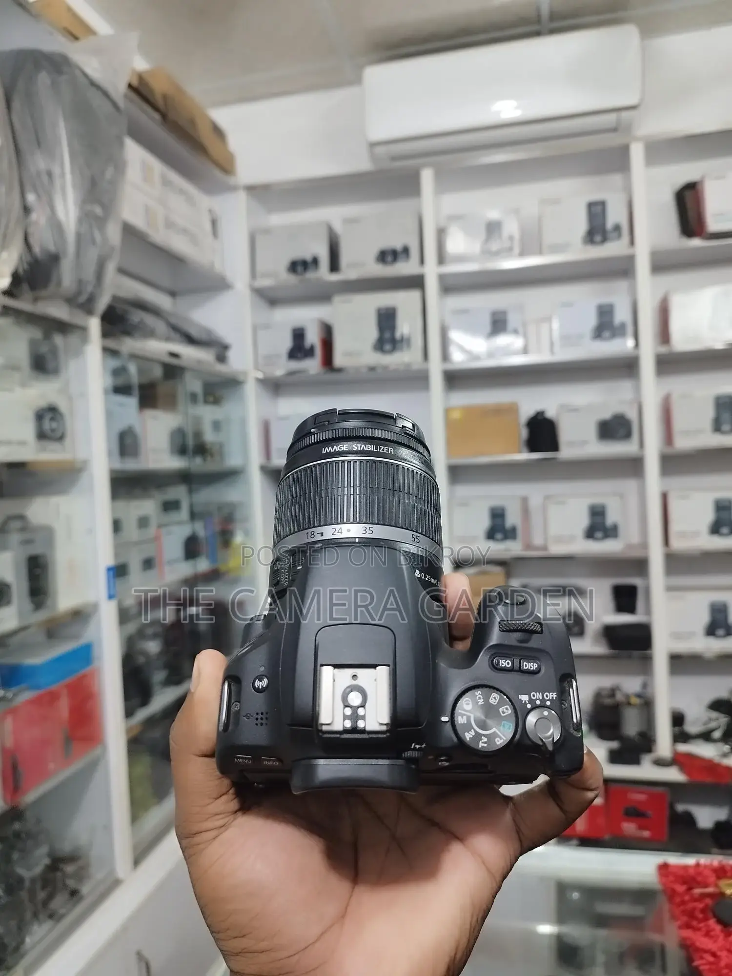 Canon 200d with 18 55mm lens