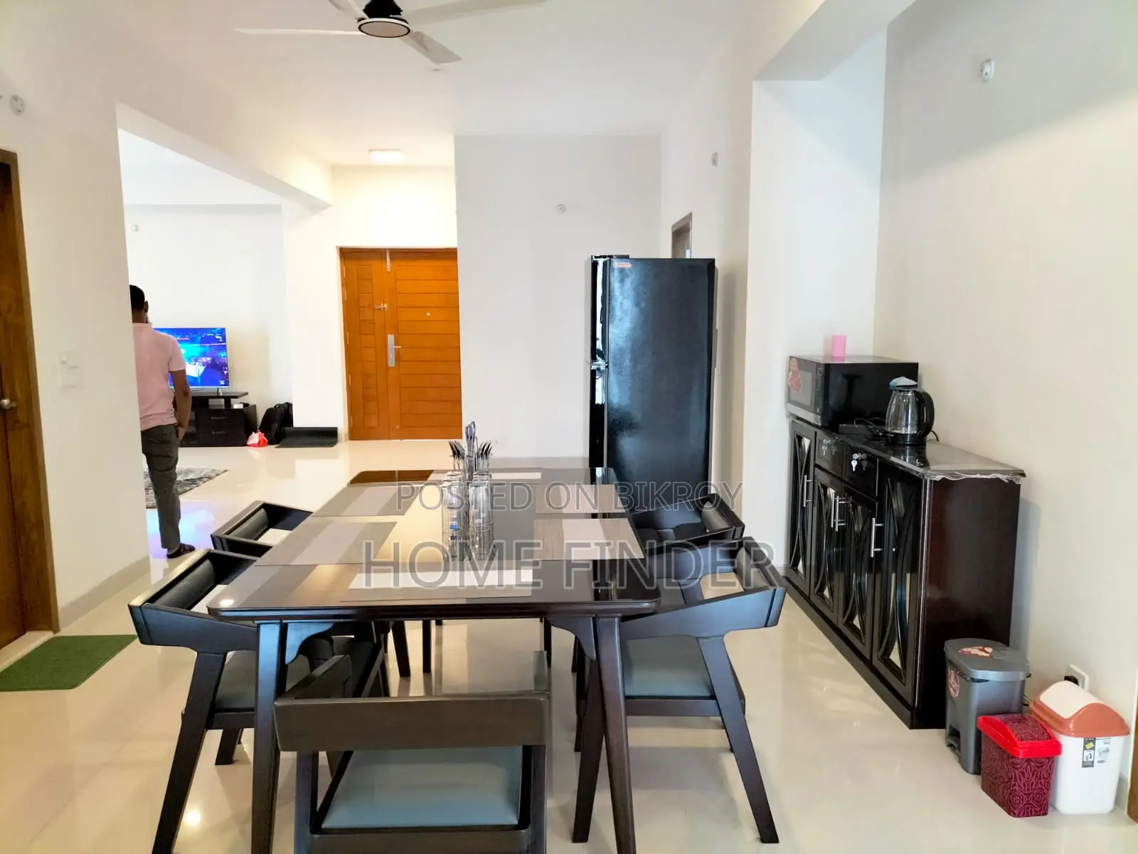 Luxurious Fully Furnished Apartment Rent in Gulshan
