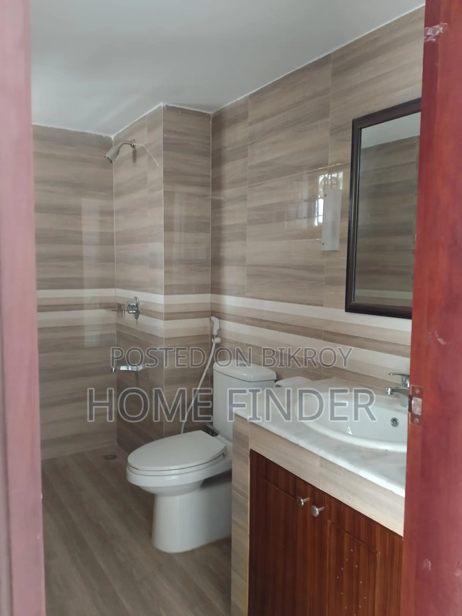 3200 Sqft Brand New Un-furnished Apartment For Rent in Gulshan