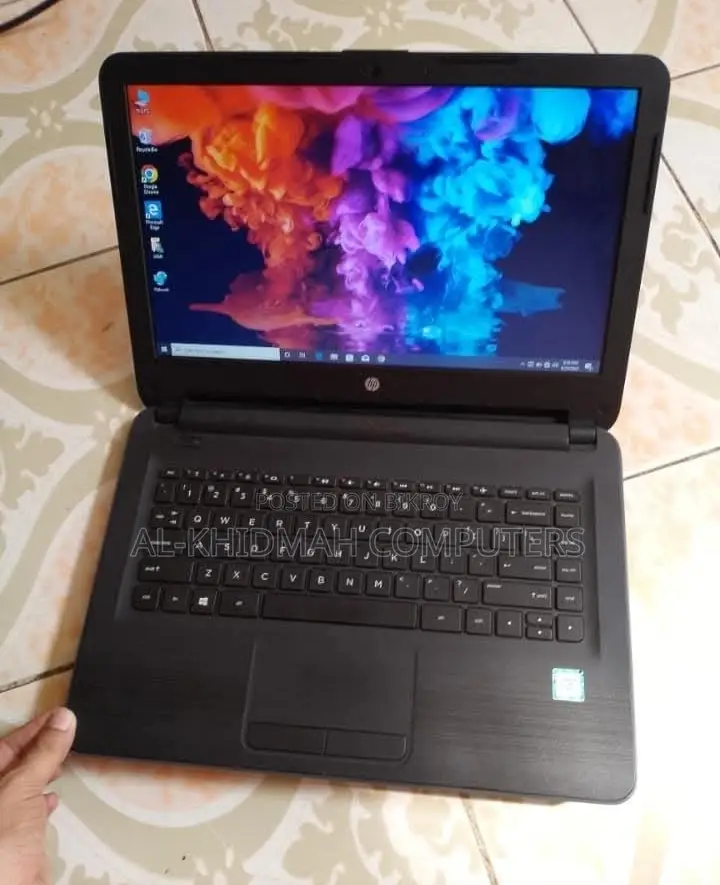 HP Core i3 5th Gen Laptop, 1000GB HDD, 4GB RAM, 15.6" Courier delivery available.