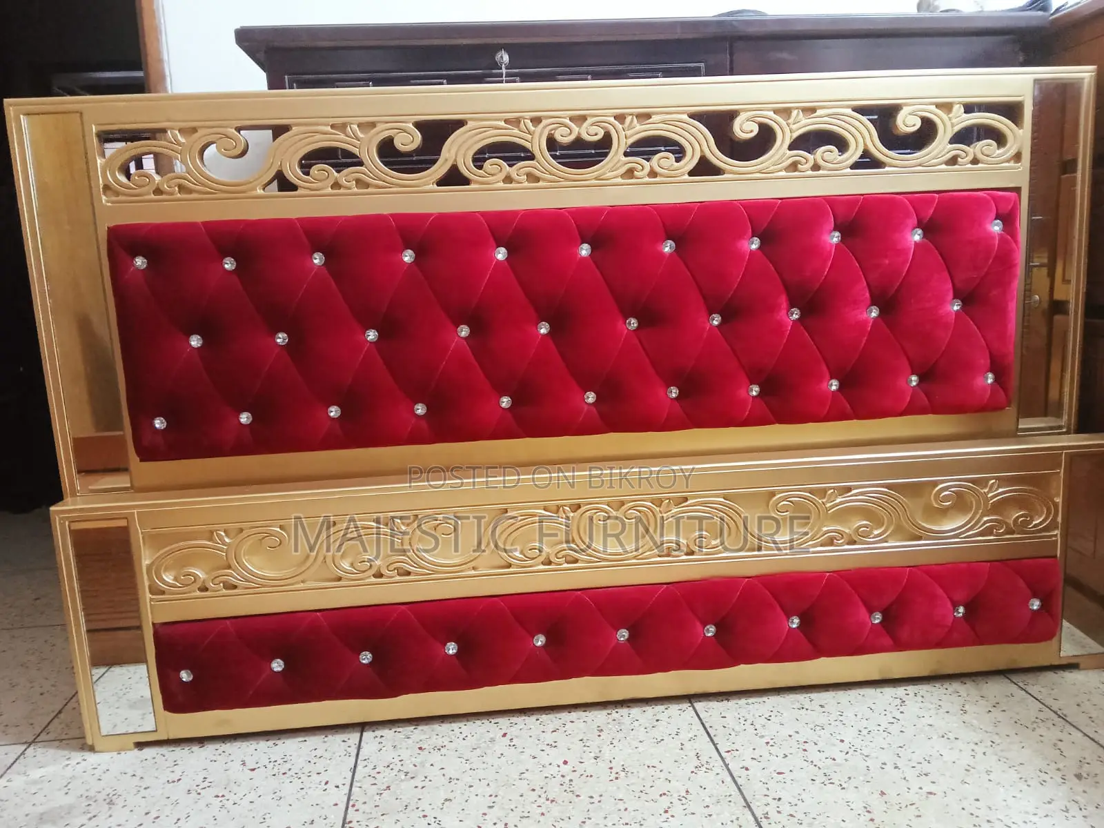 BED 5/7 & 6/7 FEET GOLDEN. M # 1736