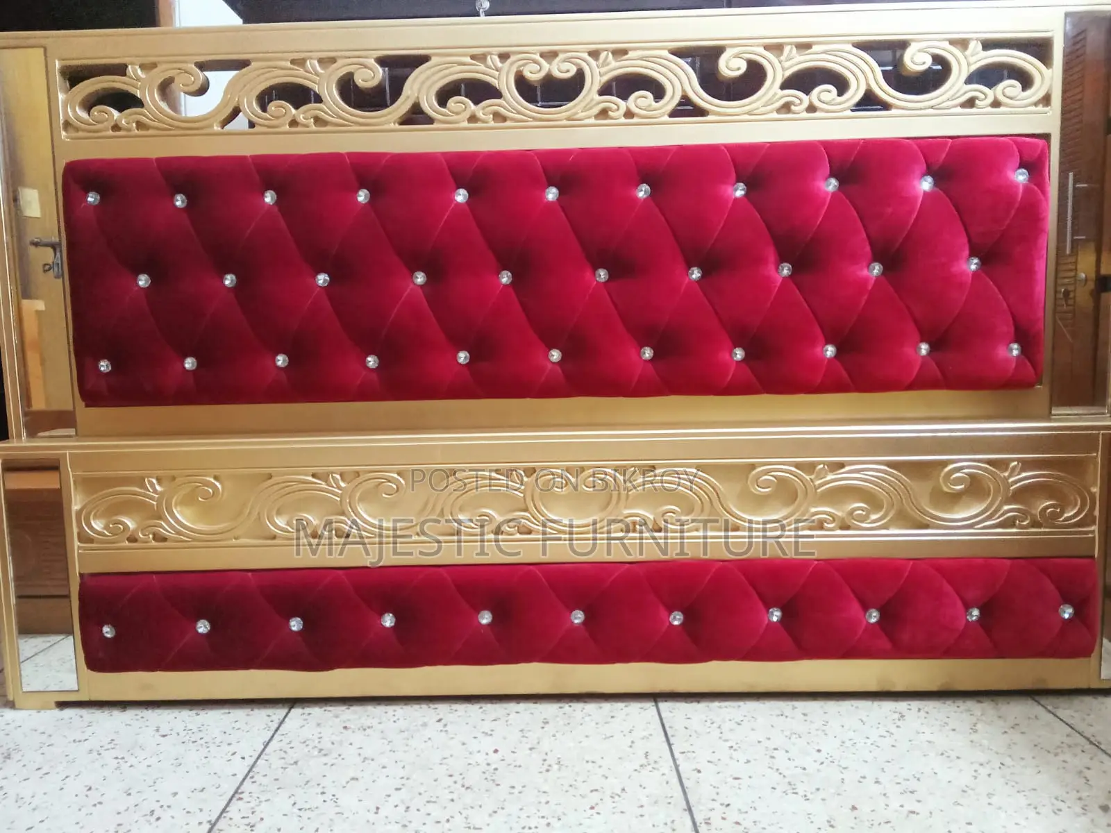 BED 5/7 & 6/7 FEET GOLDEN. M # 1736