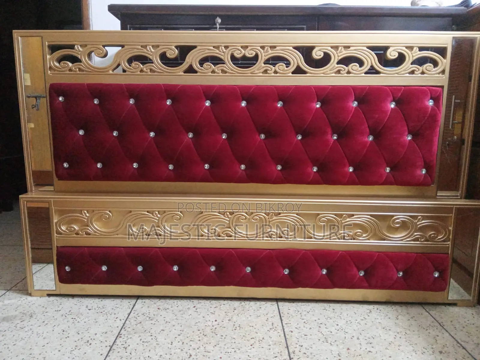 BED 5/7 & 6/7 FEET GOLDEN. M # 1736