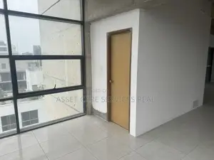 বনানী রোড ১১-এ ব্র্যান্ড নিউ কমার্শিয়াল স্পেস ভাড়া হবে