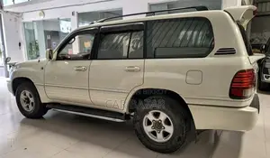 Lexus LX 470 Cygnus V8 2000