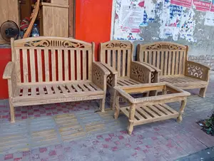 ফুল ভিক্টোরিয়া সোফা ২*২*১+ টি টেবিল একটা