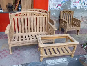 ফুল ভিক্টোরিয়া সোফা ২*২*১+ টি টেবিল একটা