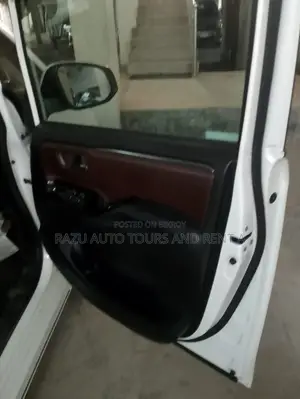 Esquire Noah Micro For Rent