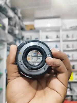 Nikon 50mm 1.8g prime lens