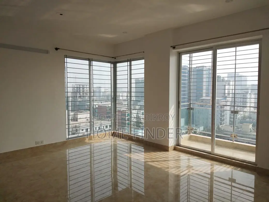 Ready 3100 Sq Ft Apartment Is Available For Rent in Gulshan