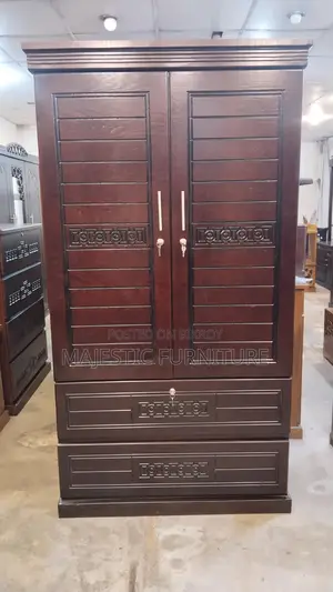 NEW ALMRA CANADIAN OAK VENEER 2 PALLA. M # 7155