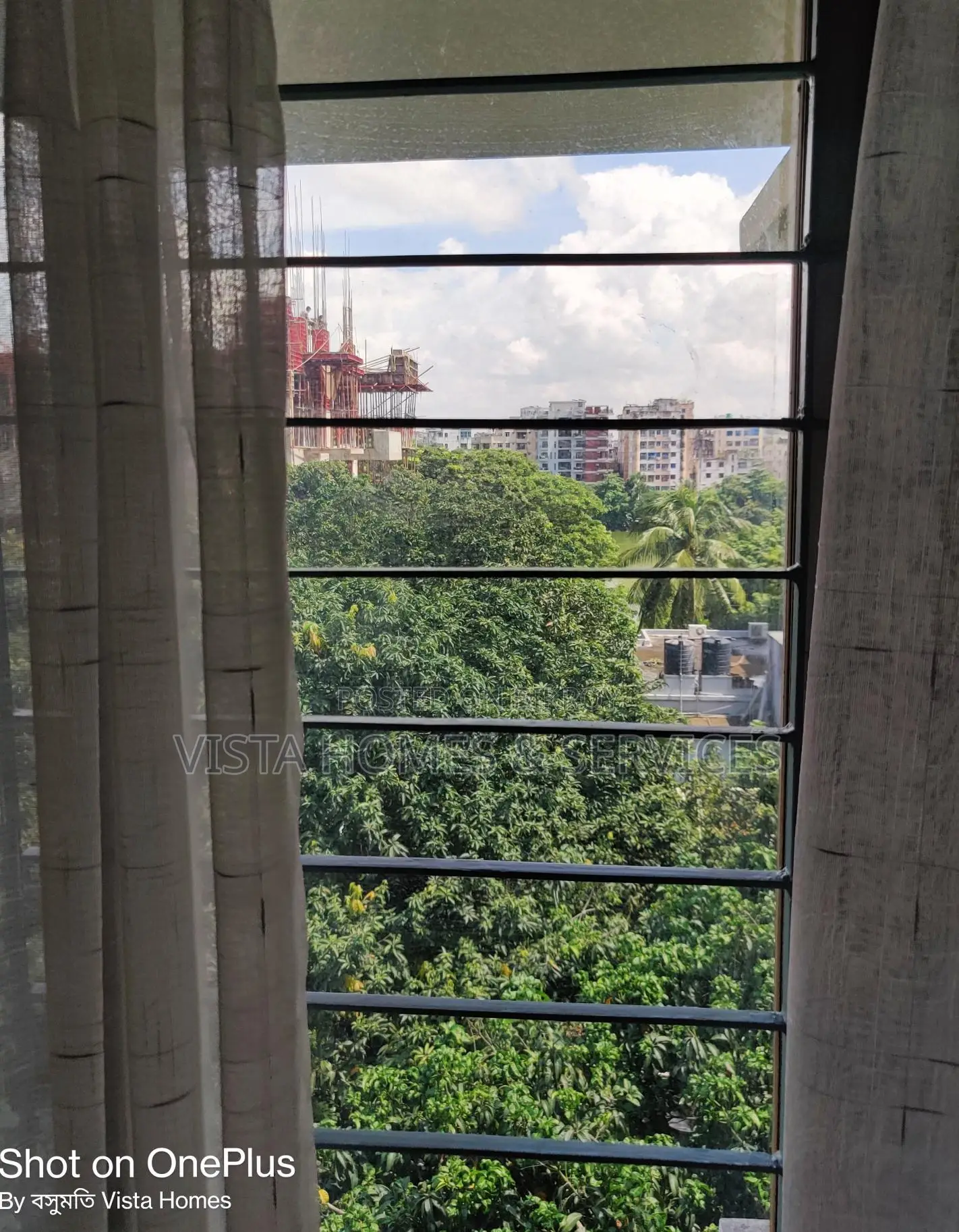 2100 Sft.Fully furnished apartment rent @ gulshan