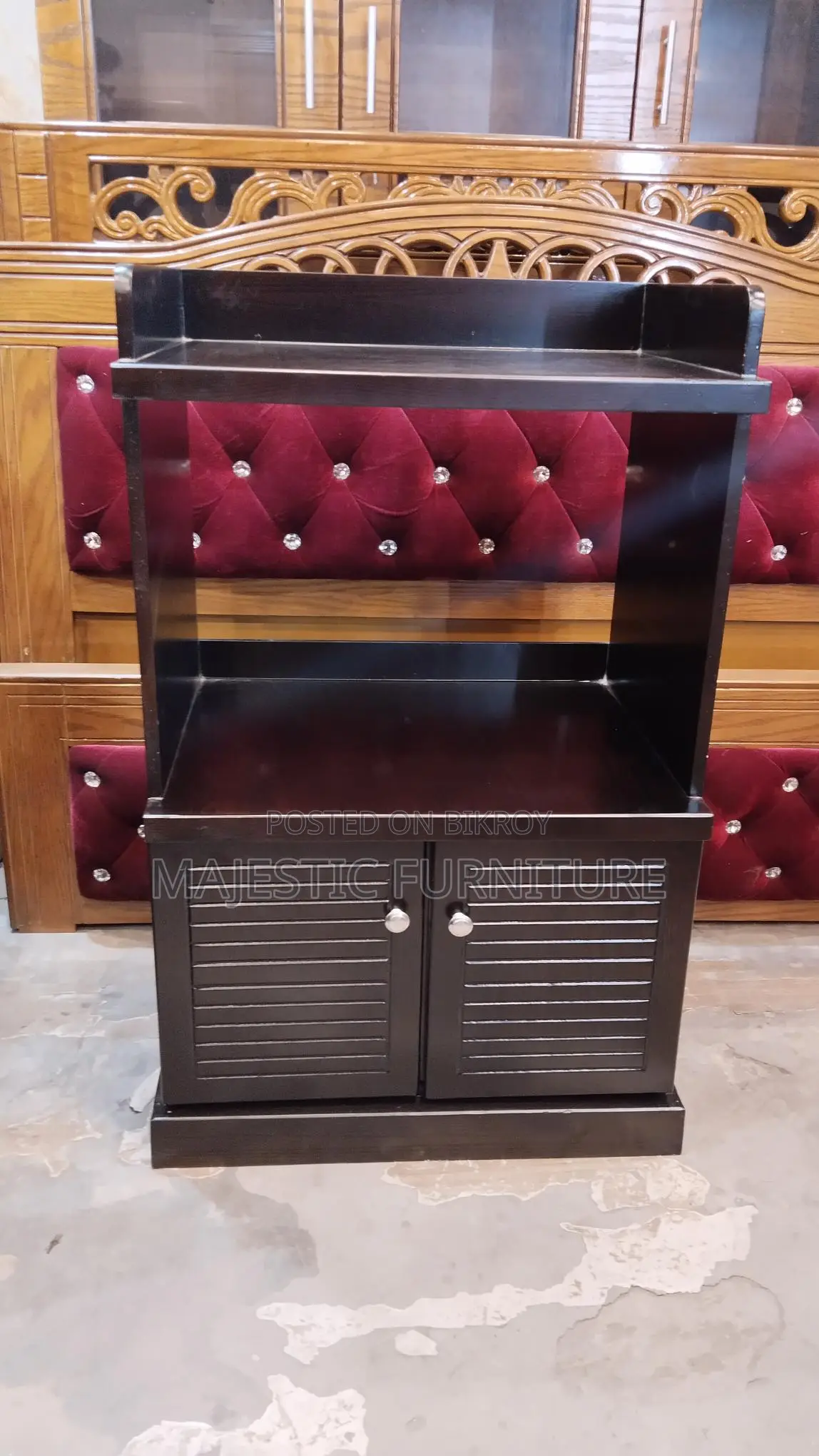 NEW OVEN RACKS. M # 5172