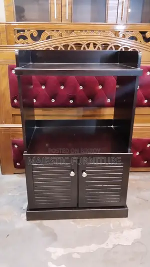 NEW OVEN RACKS. M # 5172