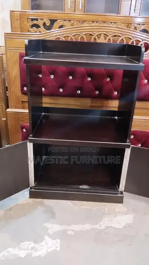 NEW OVEN RACKS. M # 5172