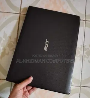 এসার কোর আই৩ ফুল ফ্রেশ ল্যাপটপ, সারাদেশে কুরিয়ার করা হচ্ছে।