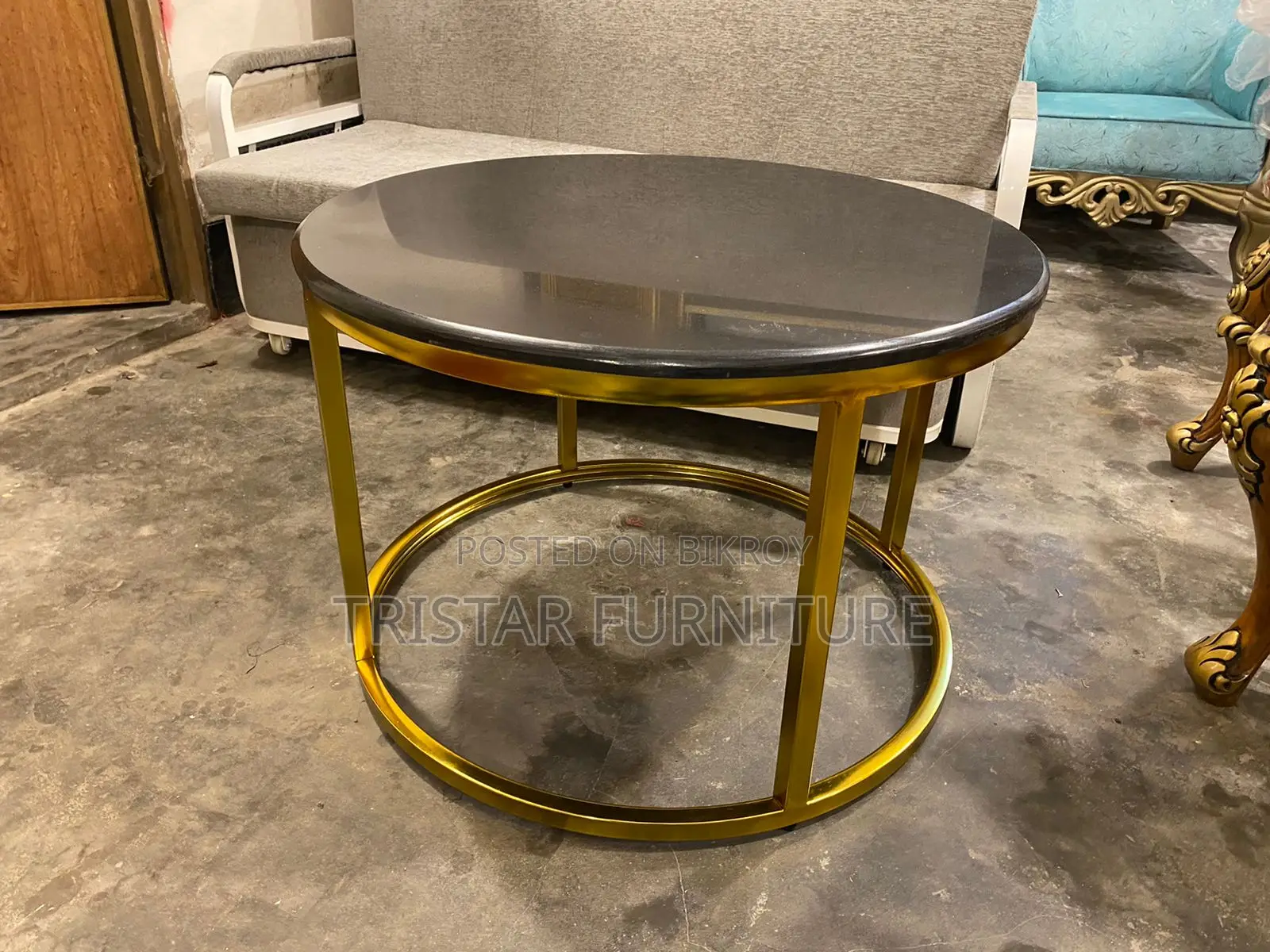 Stylish Round Center Table