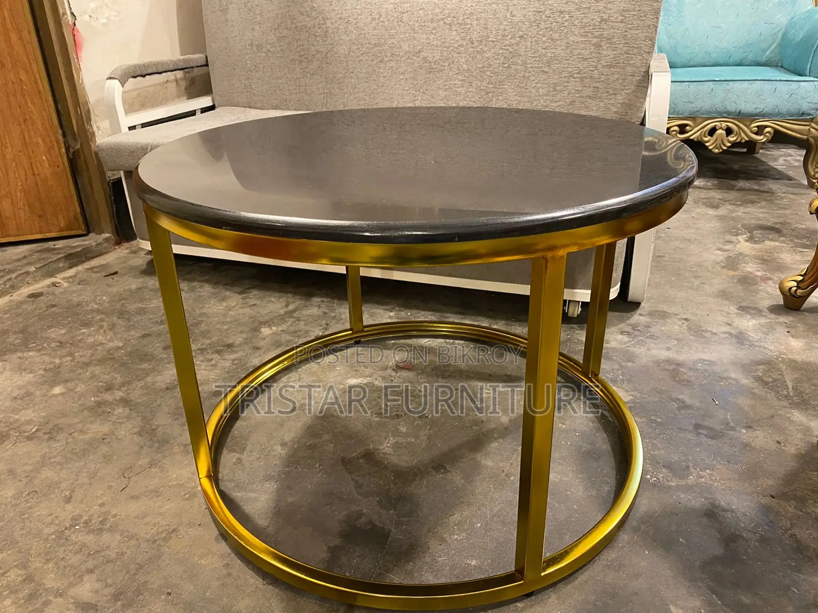 Stylish Round Center Table