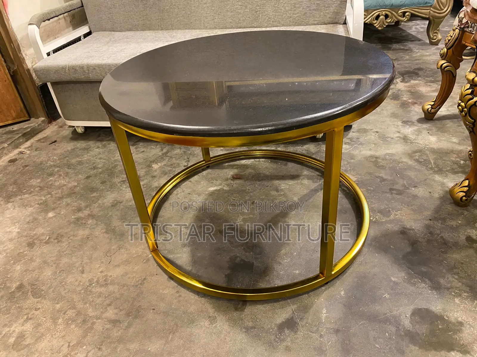 Stylish Round Center Table